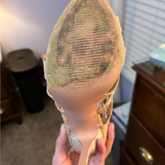 Gold Sparkle Platform Heels w/ Rhinestones - Picture 7 of 8